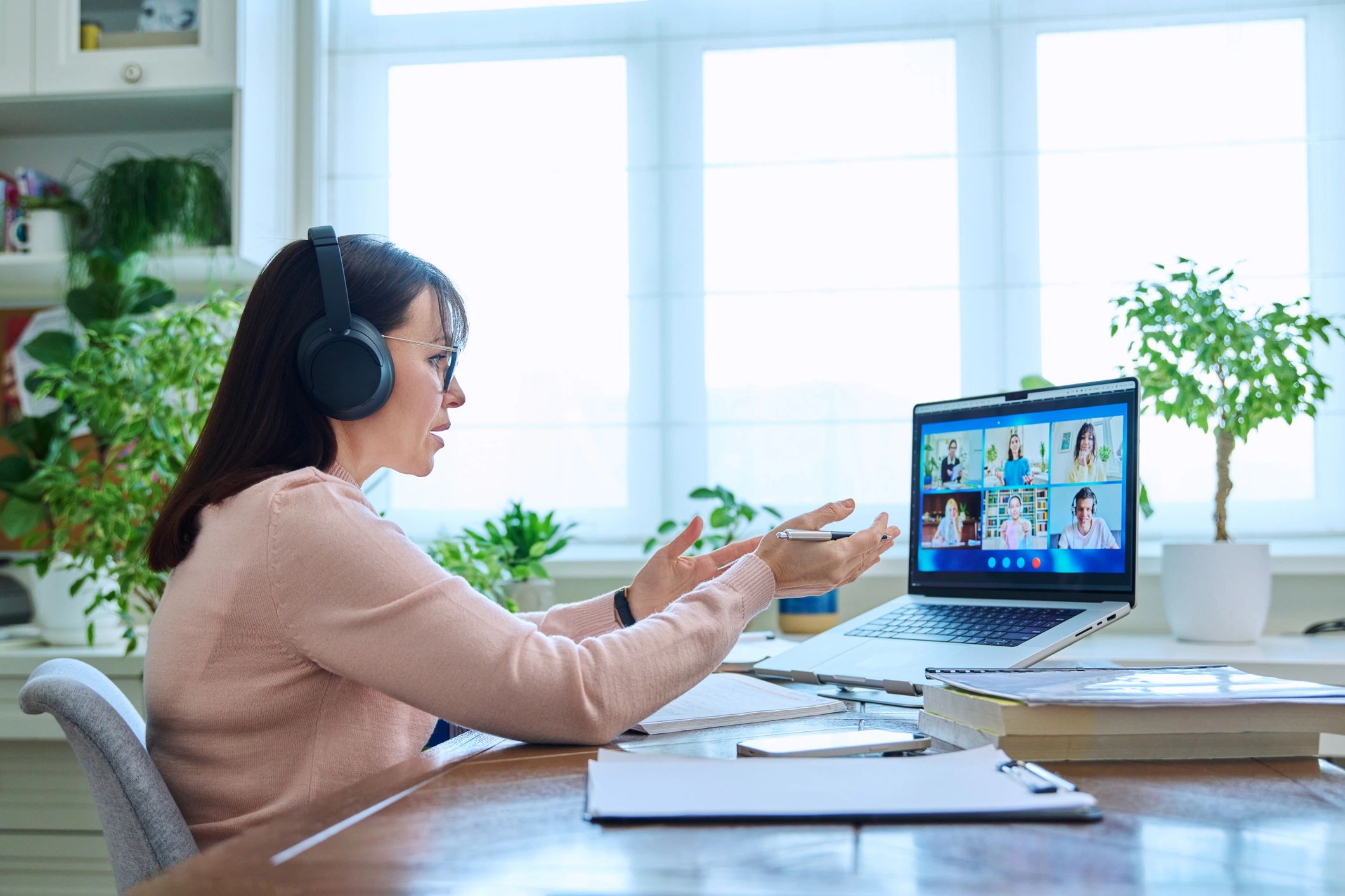 online education team teachers